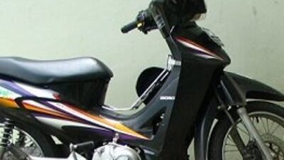 Honda Karisma 125: Mengupas Tuntas Keunggulan dan Kekurangan