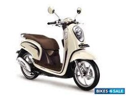 Honda Scoopy 2024 – Skuter Stylish untuk Generasi Muda