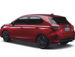 Honda City: Ikon Sedan Kecil dengan Kinerja Mumpuni