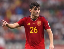 Pedri: Gelandang Muda Barcelona yang Berambisi Menjadi yang Terbaik