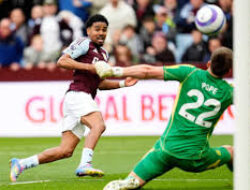 Aston Villa Gebuk Newcastle, City Terus Melaju di Puncak Liga Inggris