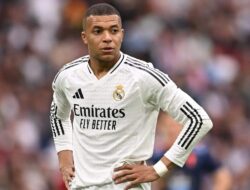 Kylian Mbappé Raih Sepatu Emas Eropa, Bukti Kehebatan di Lapangan