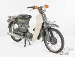 Honda C70: Ikon Retro yang Tetap Populer