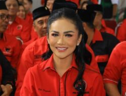 Kris Dayanti: Kuliah di Usia 50, Mewujudkan Impian yang Tertunda