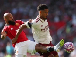 Manchester United Tertahan di Kandang, Fernandes Gagal Penalti