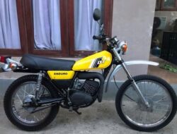 Keunikan dan Daya Tarik Yamaha DT 100 di Kalangan Pecinta Motor