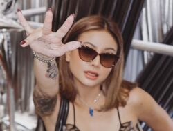 Awkarin Geram Dituding Hamil dan Pindah ke Luar Negeri