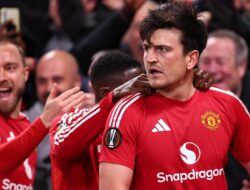 Amorim Bawa MU Menang di Anfield, Persembahan untuk Suporter