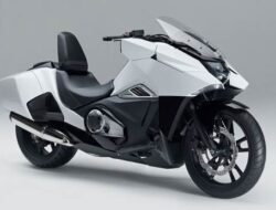 Honda NM4 Vultus – Simbol Kebebasan dan Inovasi