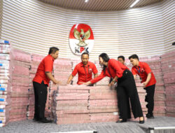 KPK Resmi Kembalikan Uang Penjualan Aset Ke PT Taspen: Tanda Keadilan bagi Korban Korupsi