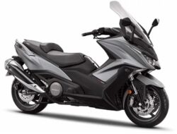 Kymco AK 550: Kombinasi Antara Kekuatan dan Kenyamanan