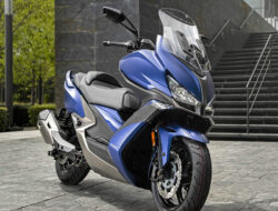 Kymco Xciting 400i – Skuter Bongsor dengan Fitur Premium