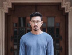 Denny Sumargo Raih Apresiasi Usai Sumbangkan Rp500 Juta untuk Korban Bencana di Sumatera