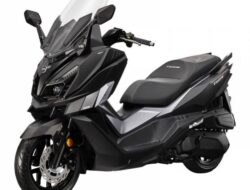 Keberanian Desain dan Teknologi dalam SYM Cruisym 300i