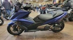 Kymco AK 550: Kombinasi Kekuatan dan Kepraktisan