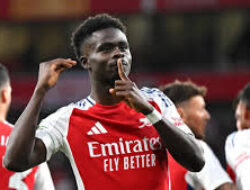 Bukayo Saka Rayakan Penampilan ke-300: Dari Akademi ke Ikon Arsenal