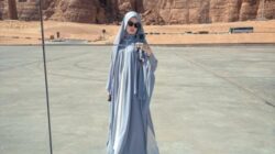 Kimberly Ryder Memanjatkan Doa Jodoh Selama Umrah