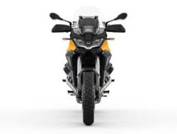 Review Gaya Italia dan Teknologi Modern Stelvio—Adventure 1000cc dengan Radar serta Cornering ABS