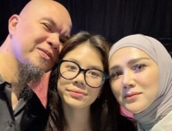 “Netizen Macam-Macam”: Ahmad Dhani Ajari Shafeea Hadapi Hujatan dengan Kepala Dingin